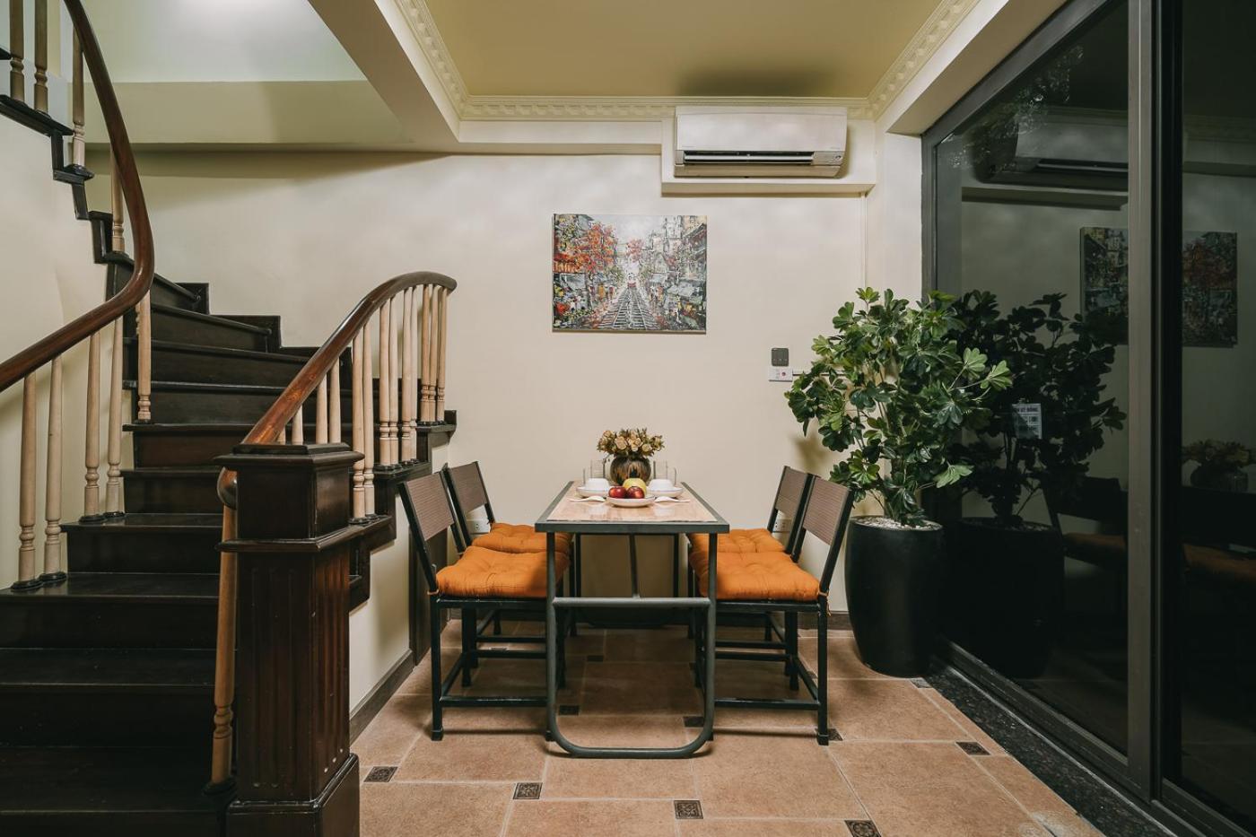 Su Casa Hanoi Railway Side Εξωτερικό φωτογραφία